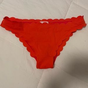 H&M Coral bikini bottoms. Super cute and flattering